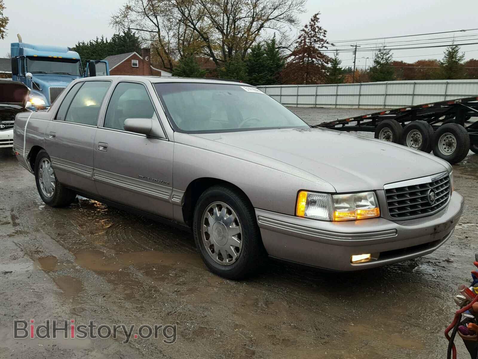 Photo 1G6KF5493WU776978 - CADILLAC DEVILLE 1998