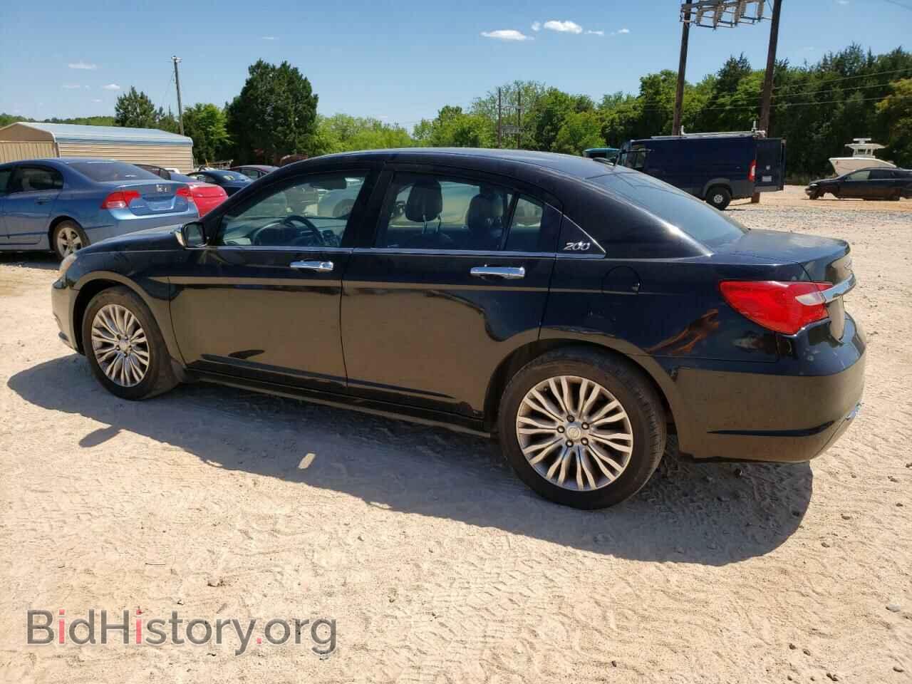 2011 CHRYSLER 200 - VIN: 1C3BC2FG9BN580195 - Фото 2