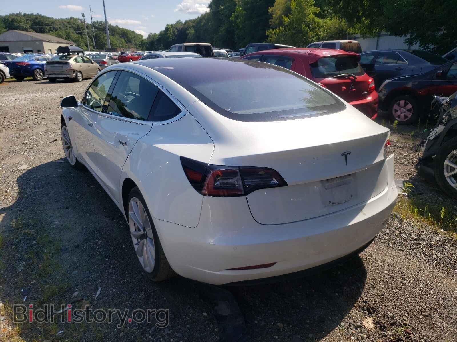 2018 TESLA MODEL 3 - VIN: 5YJ3E1EAXJF018529 - Фото 3