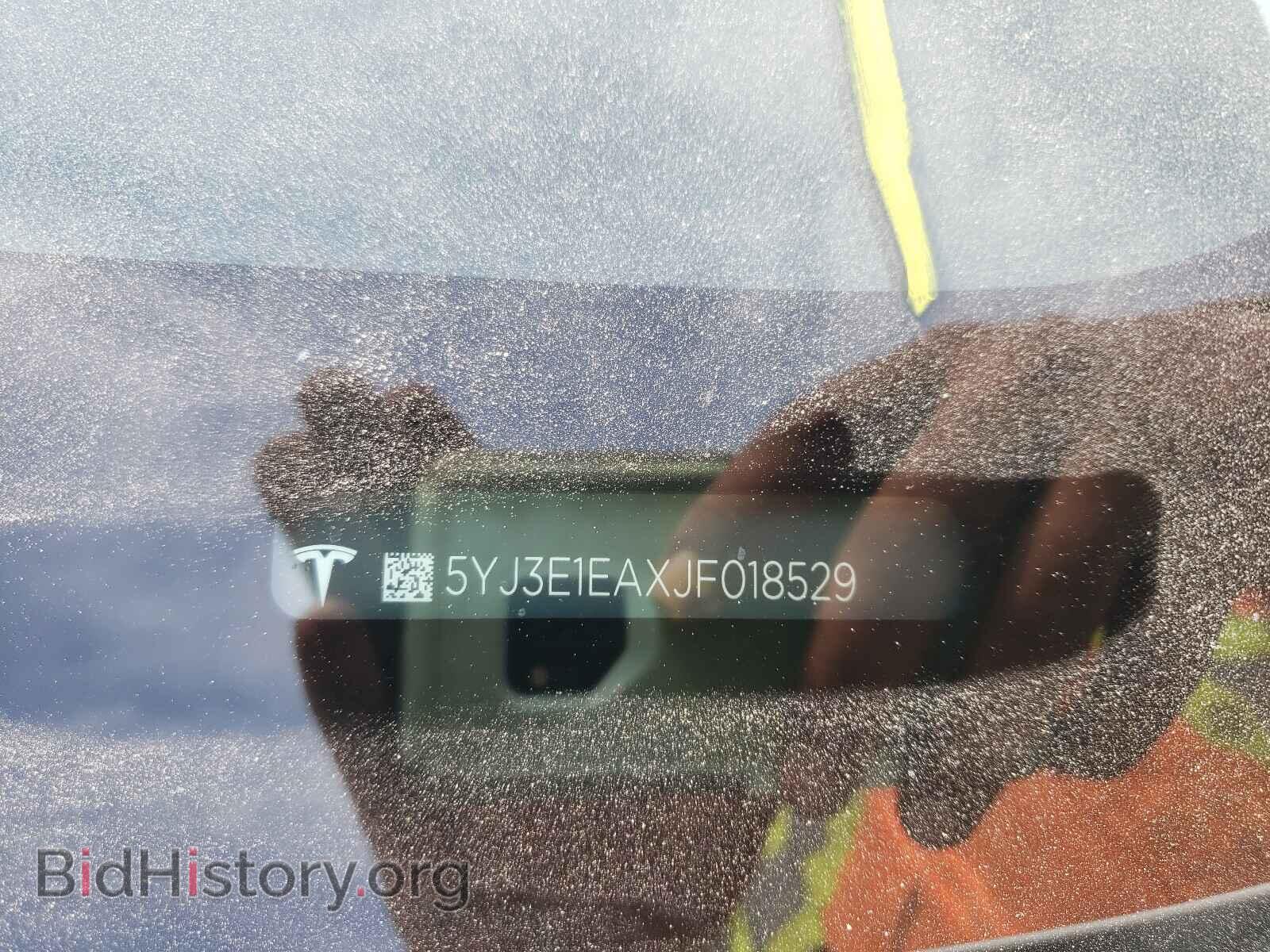 2018 TESLA MODEL 3 - VIN: 5YJ3E1EAXJF018529 - Фото 10
