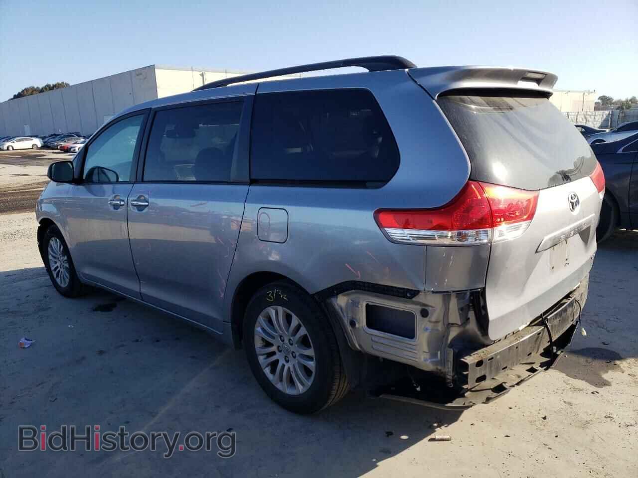 2011 TOYOTA All Models - VIN: 5TDYK3DC0BS079916 - Фото 2