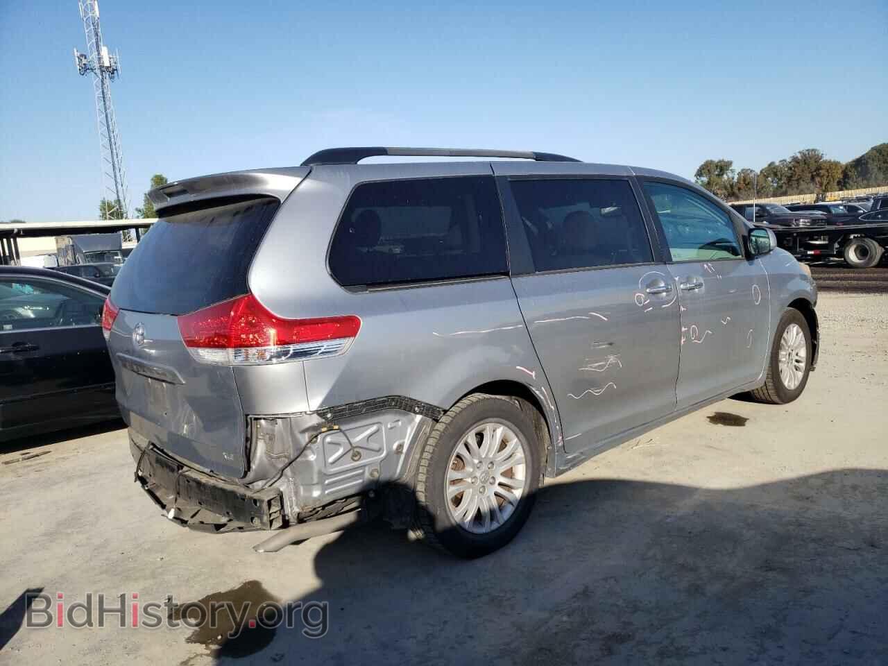 2011 TOYOTA All Models - VIN: 5TDYK3DC0BS079916 - Фото 3