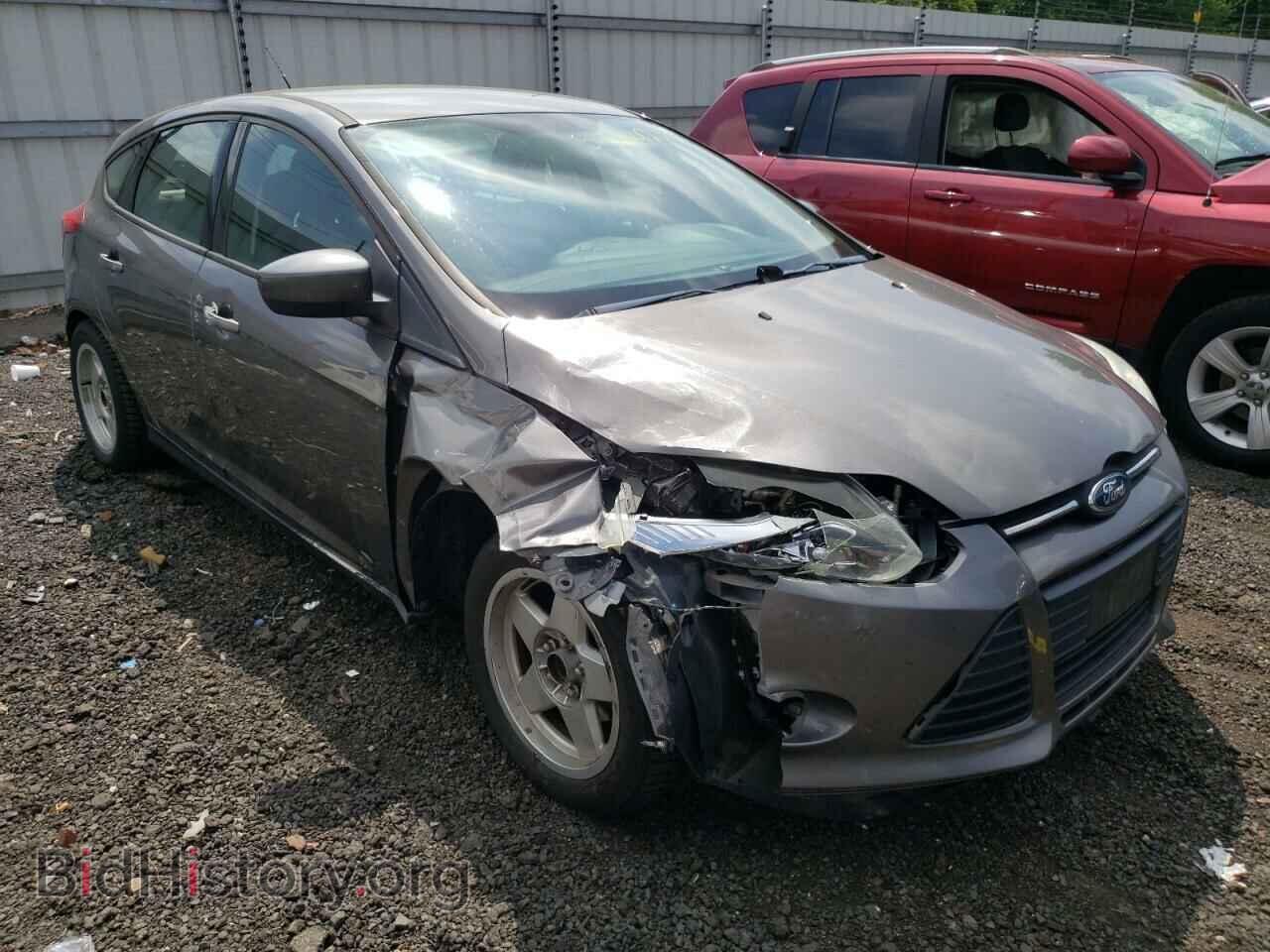 Photo 1FAHP3K23CL238917 - FORD FOCUS 2012