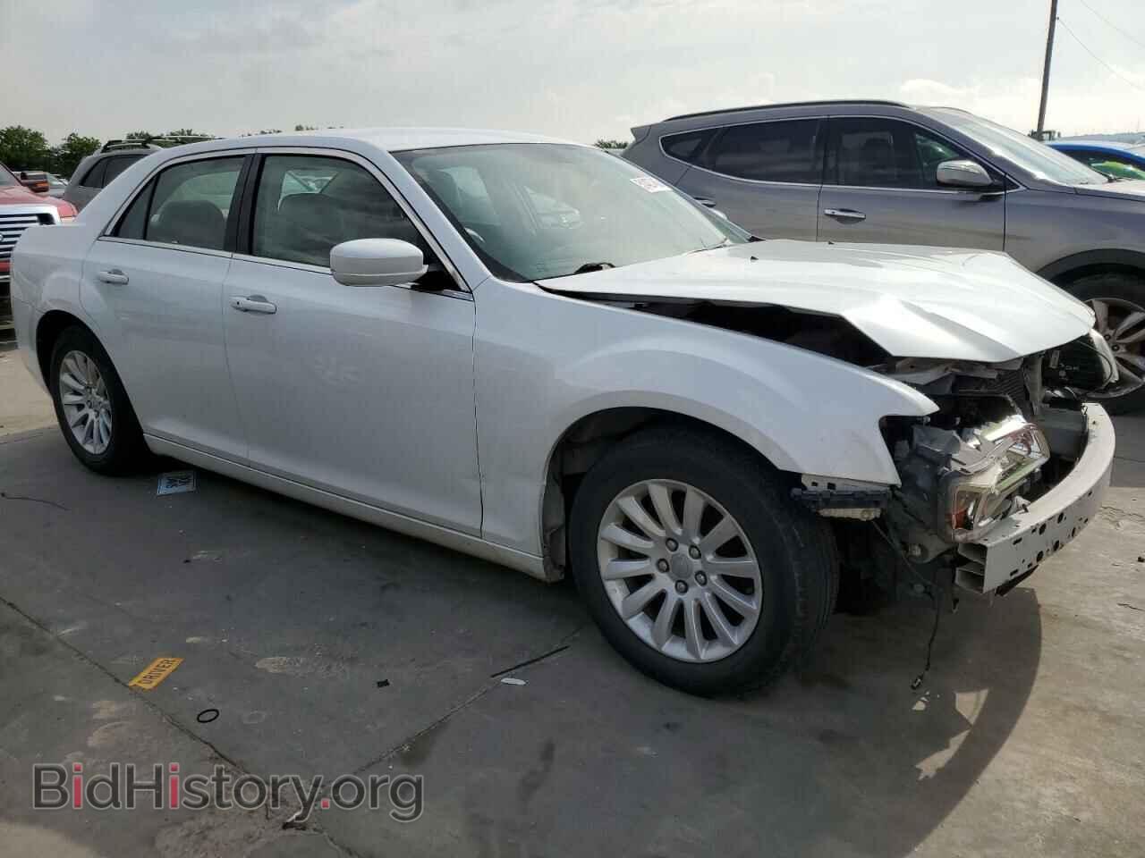 2013 CHRYSLER 300 - VIN: 2C3CCAAG2DH633711 - Фото 4