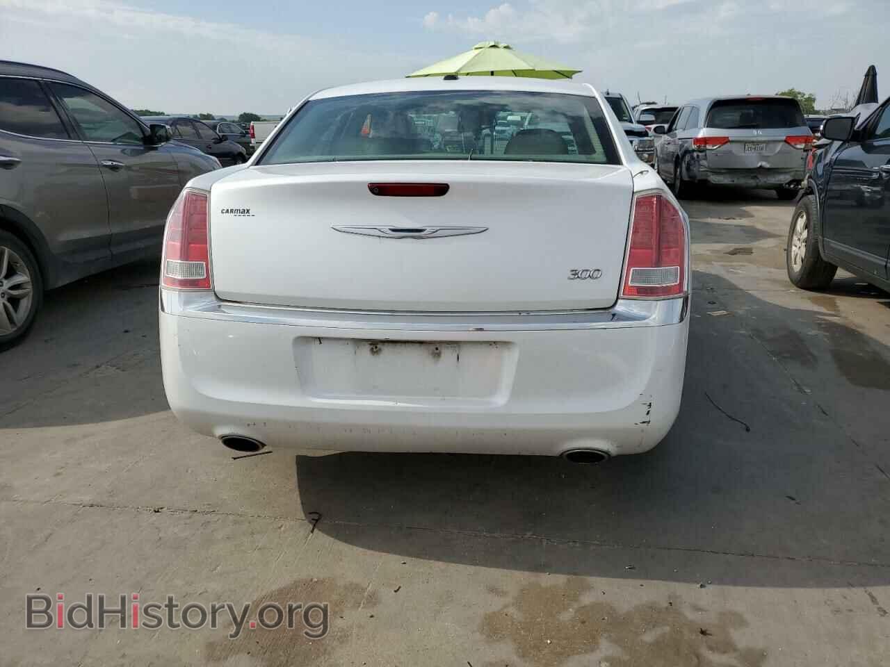 2013 CHRYSLER 300 - VIN: 2C3CCAAG2DH633711 - Фото 6