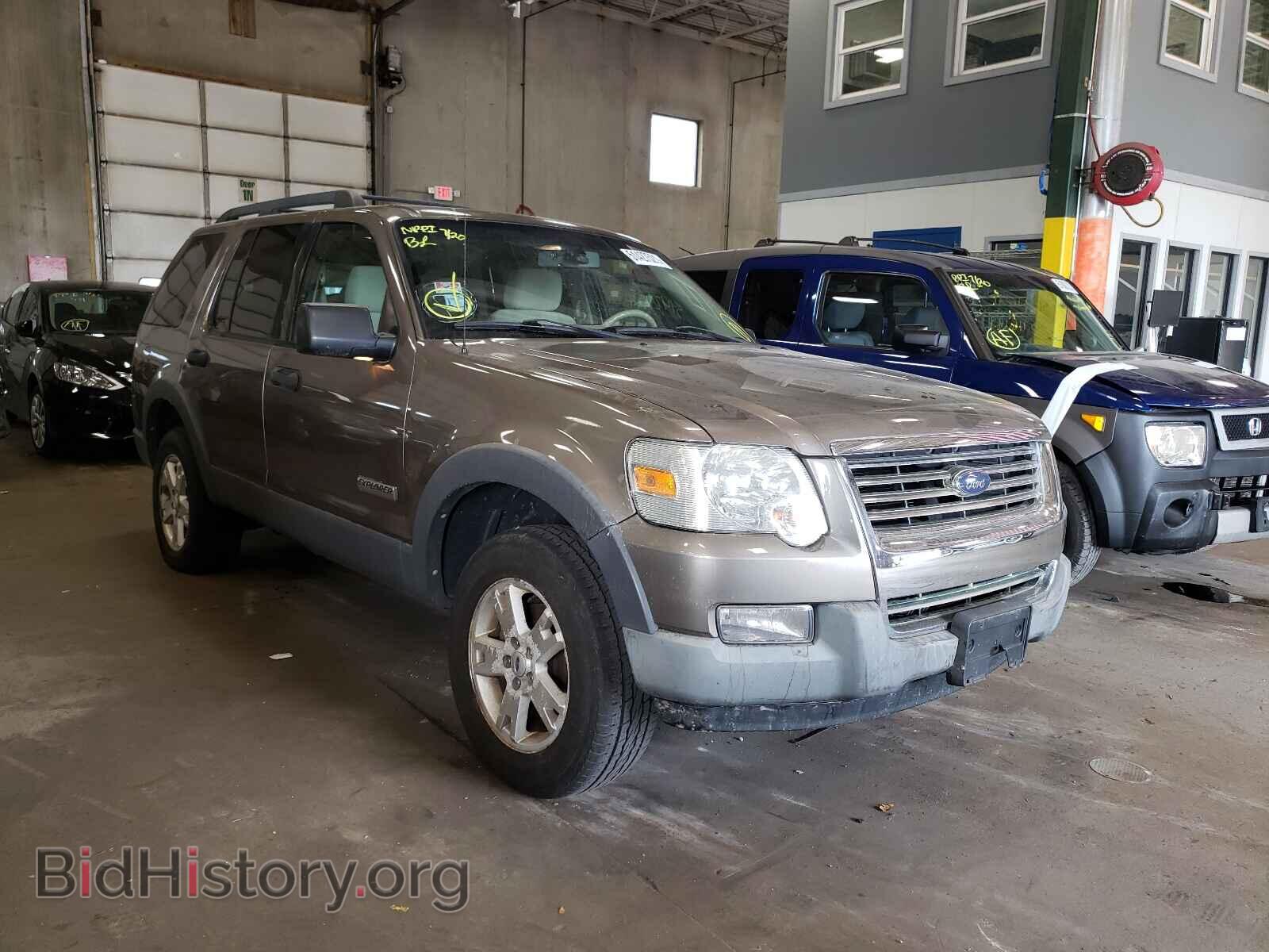 Фотография 1FMEU73866UA39290 - FORD EXPLORER 2006