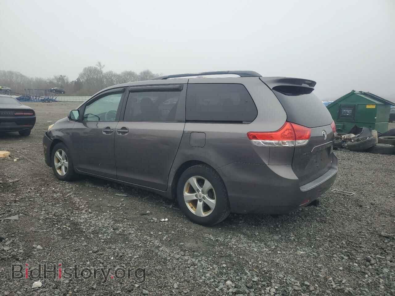 2011 TOYOTA All Models - VIN: 5TDKK3DC8BS024944 - Фото 2