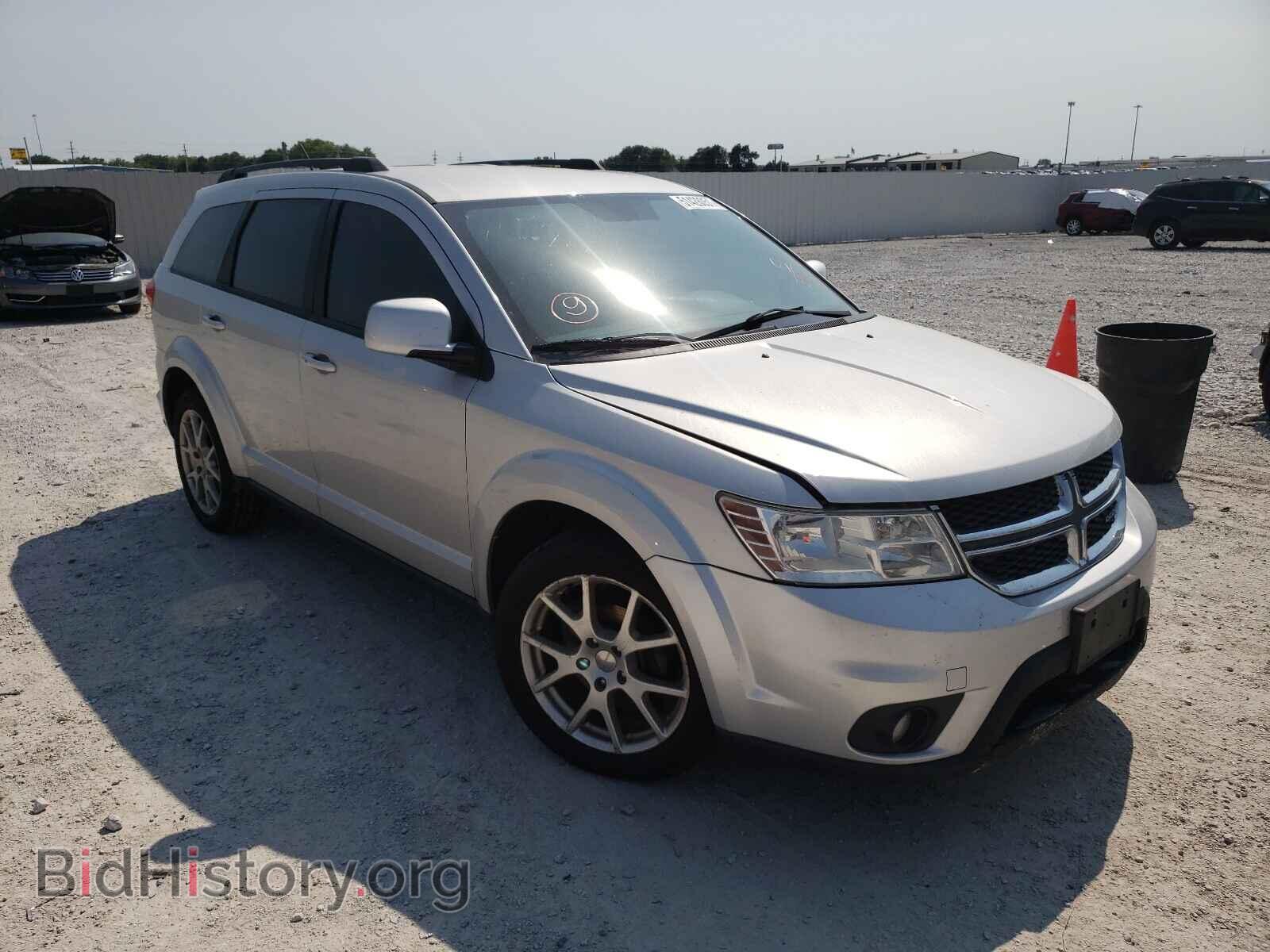 Фотография 3D4PH1FG9BT560917 - DODGE JOURNEY 2011