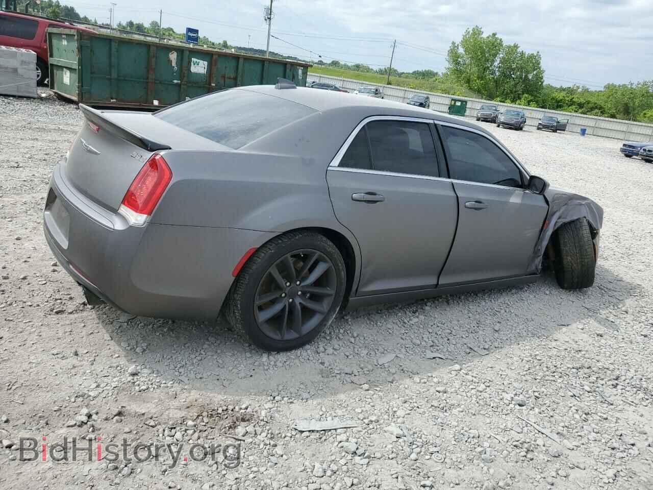 2016 CHRYSLER 300 - VIN: 2C3CCAAG4GH175867 - Фото 3
