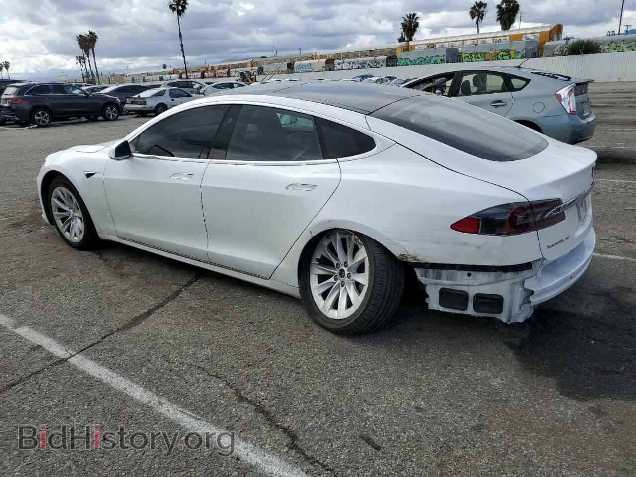2018 TESLA MODEL S - VIN: 5YJSA1E21JF293139 - Фото 2