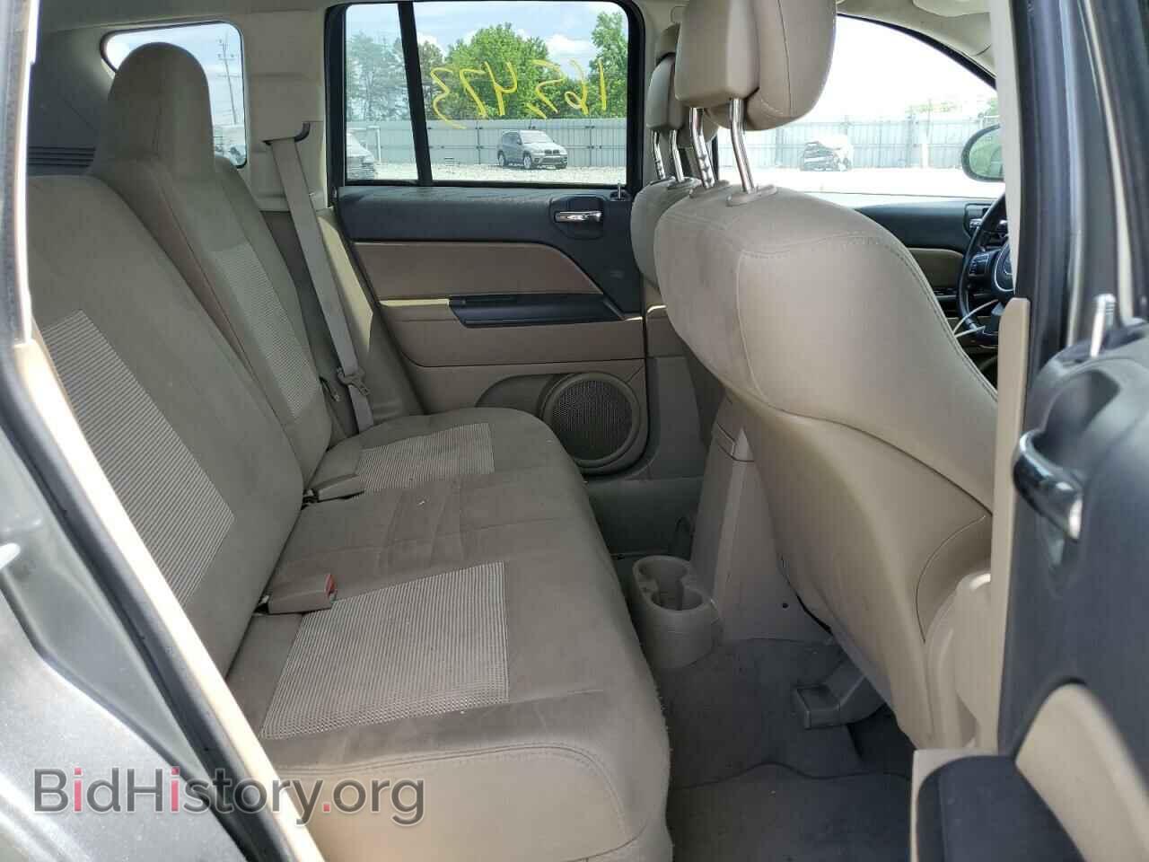 2011 JEEP COMPASS - VIN: 1J4NT1FA5BD288056 - Photo 11