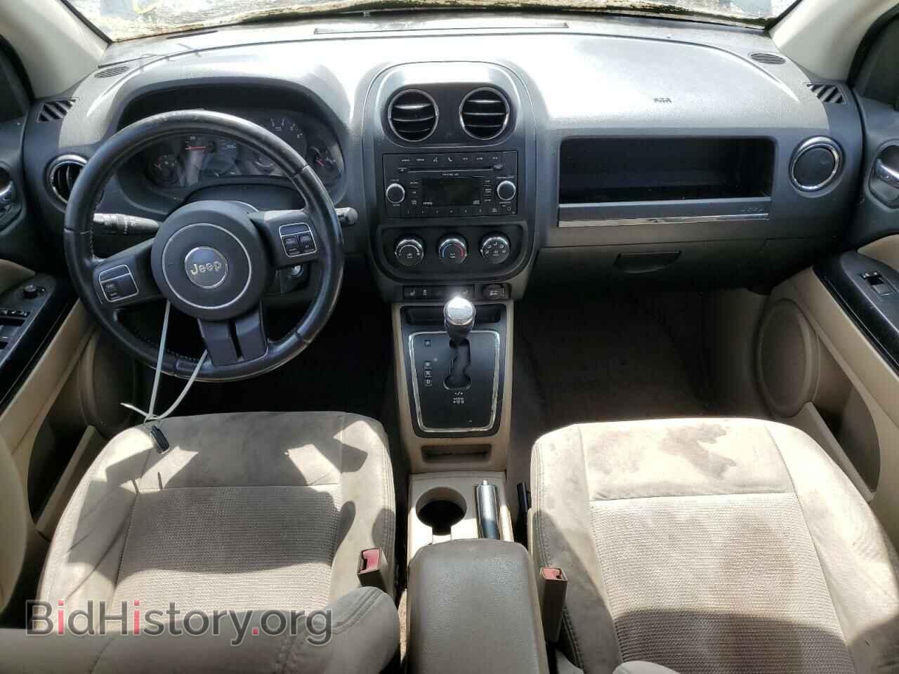 2011 JEEP COMPASS - VIN: 1J4NT1FA5BD288056 - Photo 8