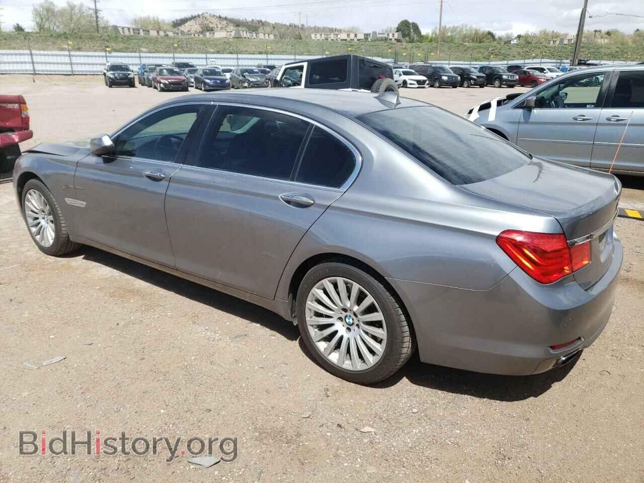 2011 BMW 7 SERIES - VIN: WBAKC8C55BC434547 - Фото 2