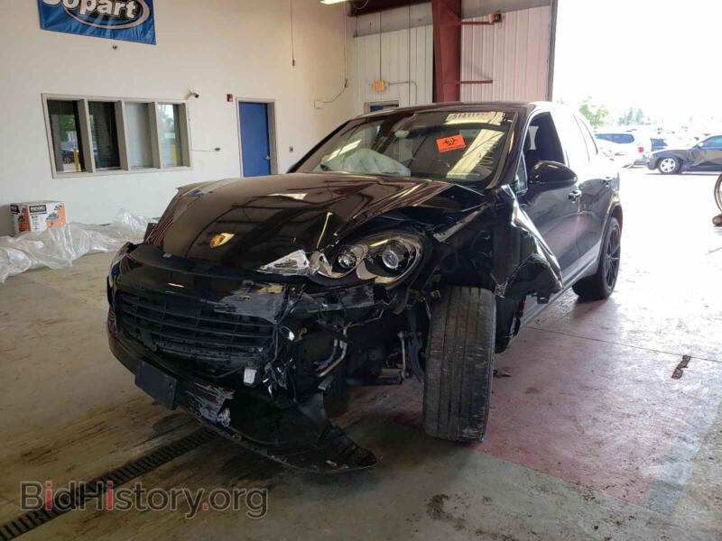 2017 Porsche CAYENNE (VIN WP1AA2A22HKA80204) — фото 2 из 10