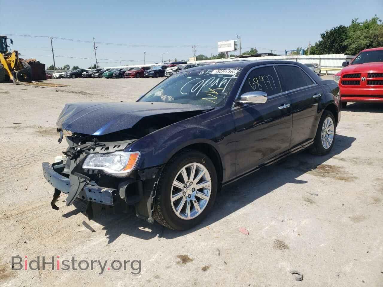 2013 CHRYSLER 300 - VIN: 2C3CCAEGXDH565877 - Фото 2