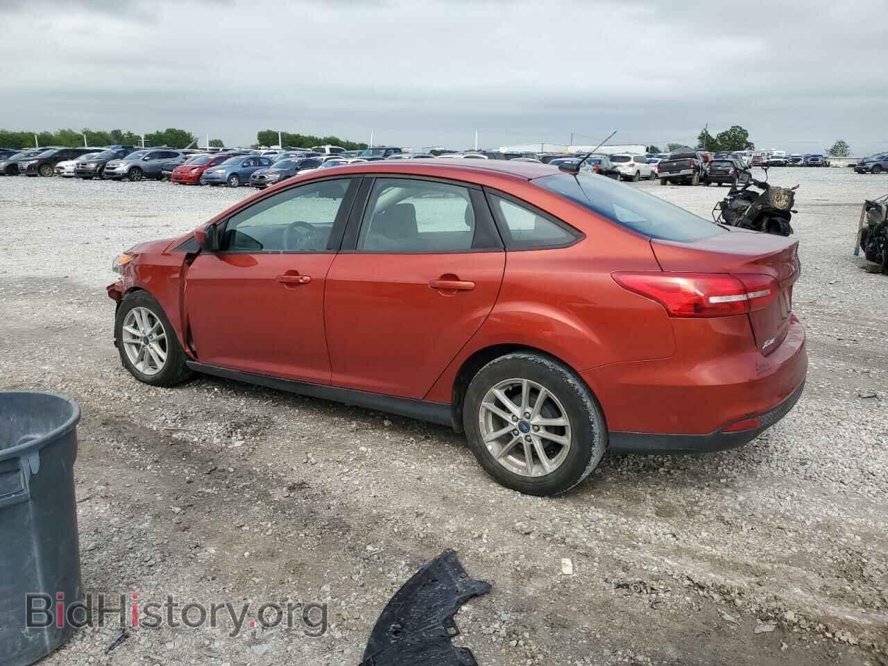 2018 FORD FOCUS - VIN: 1FADP3F21JL307948 - Фото 2