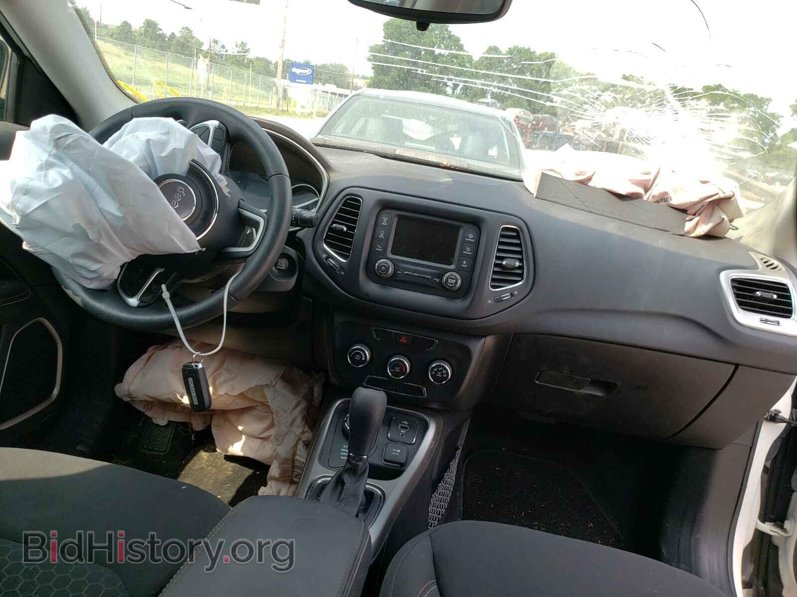 2018 JEEP COMPASS - VIN: 3C4NJDAB6JT483170 - Photo 9
