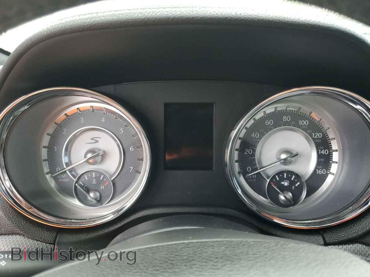 2014 CHRYSLER 300 - VIN: 2C3CCAGT3EH337330 - Фото 9