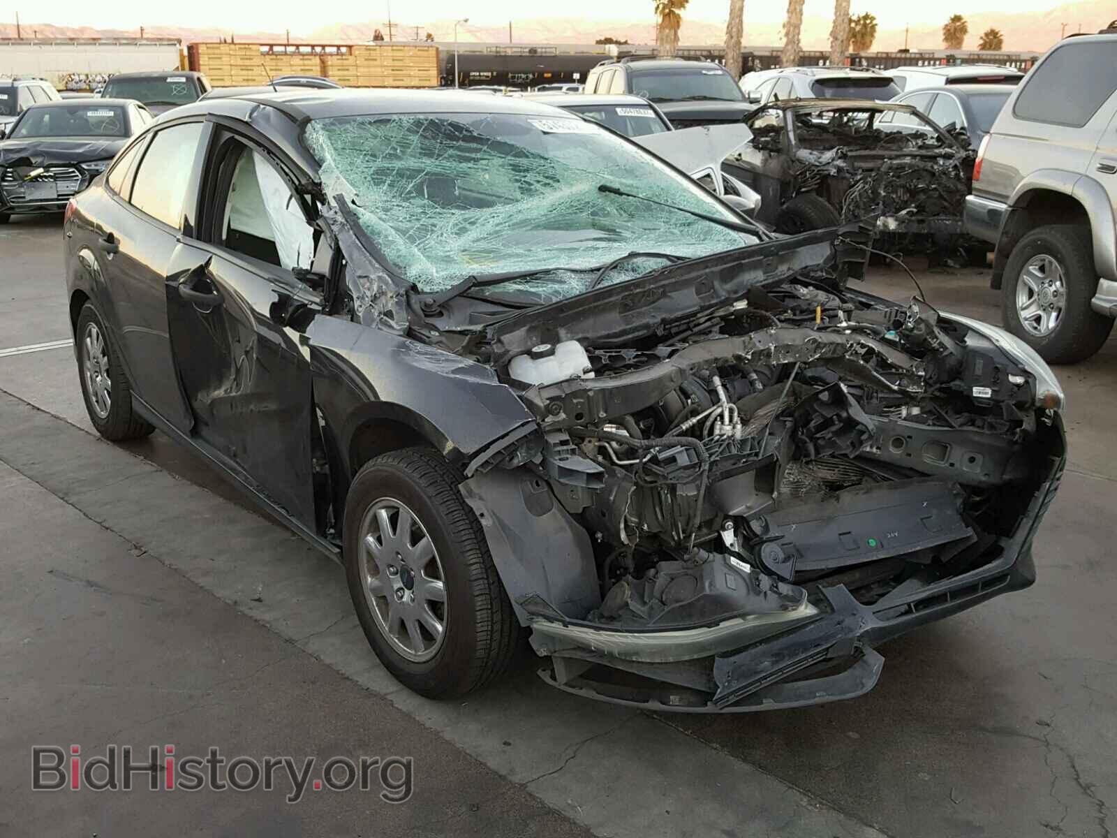 Photo 1FAHP3E25CL109864 - FORD FOCUS 2012