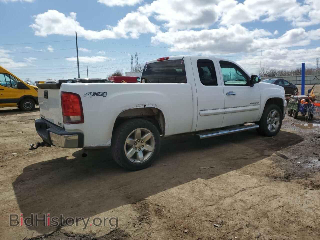 2013 GMC SIERRA - VIN: 1GTR2VE75DZ329573 - Фото 3