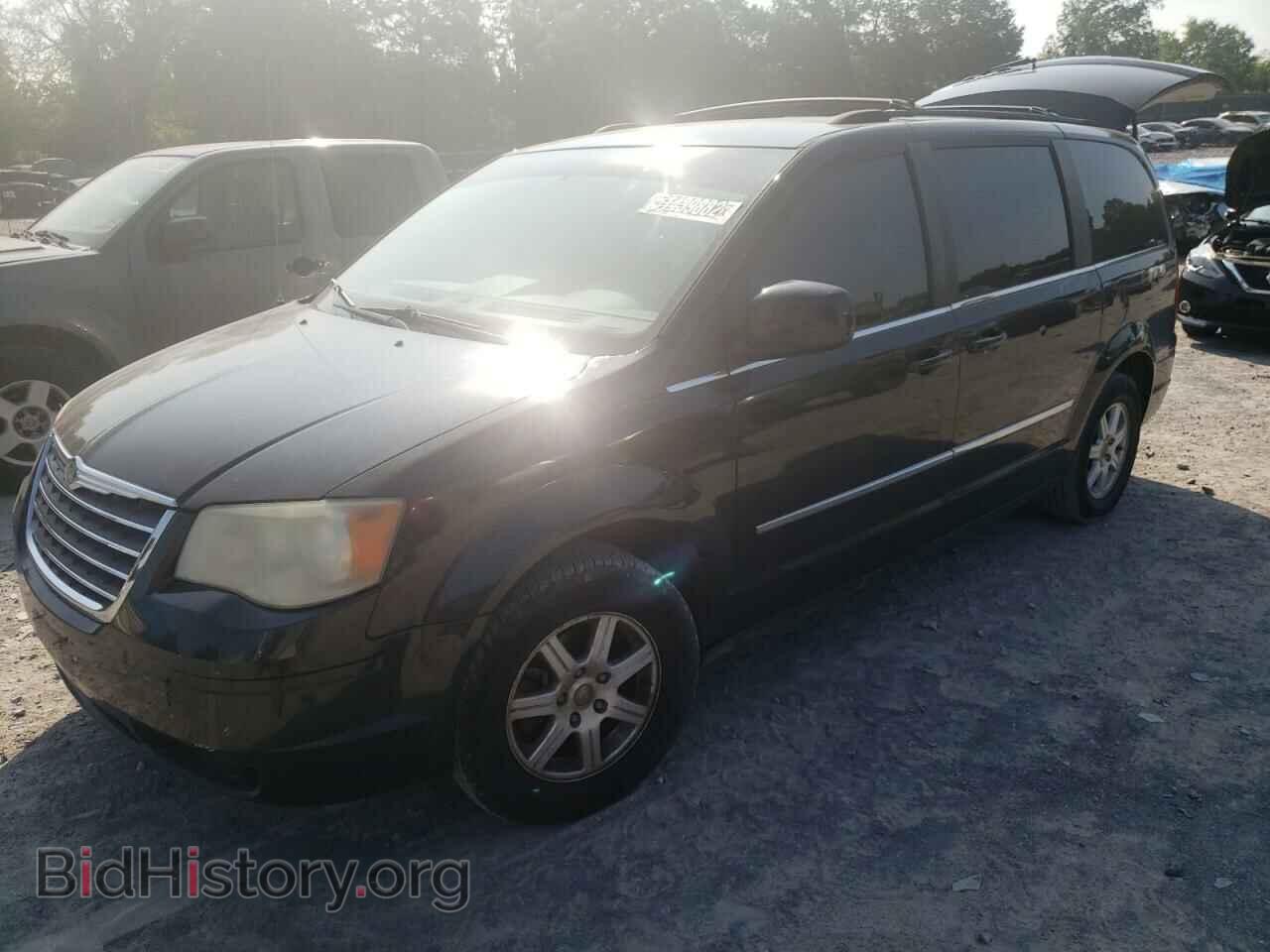 2010 CHRYSLER MINIVAN - VIN: 2A4RR5D13AR310237 - Photo 2