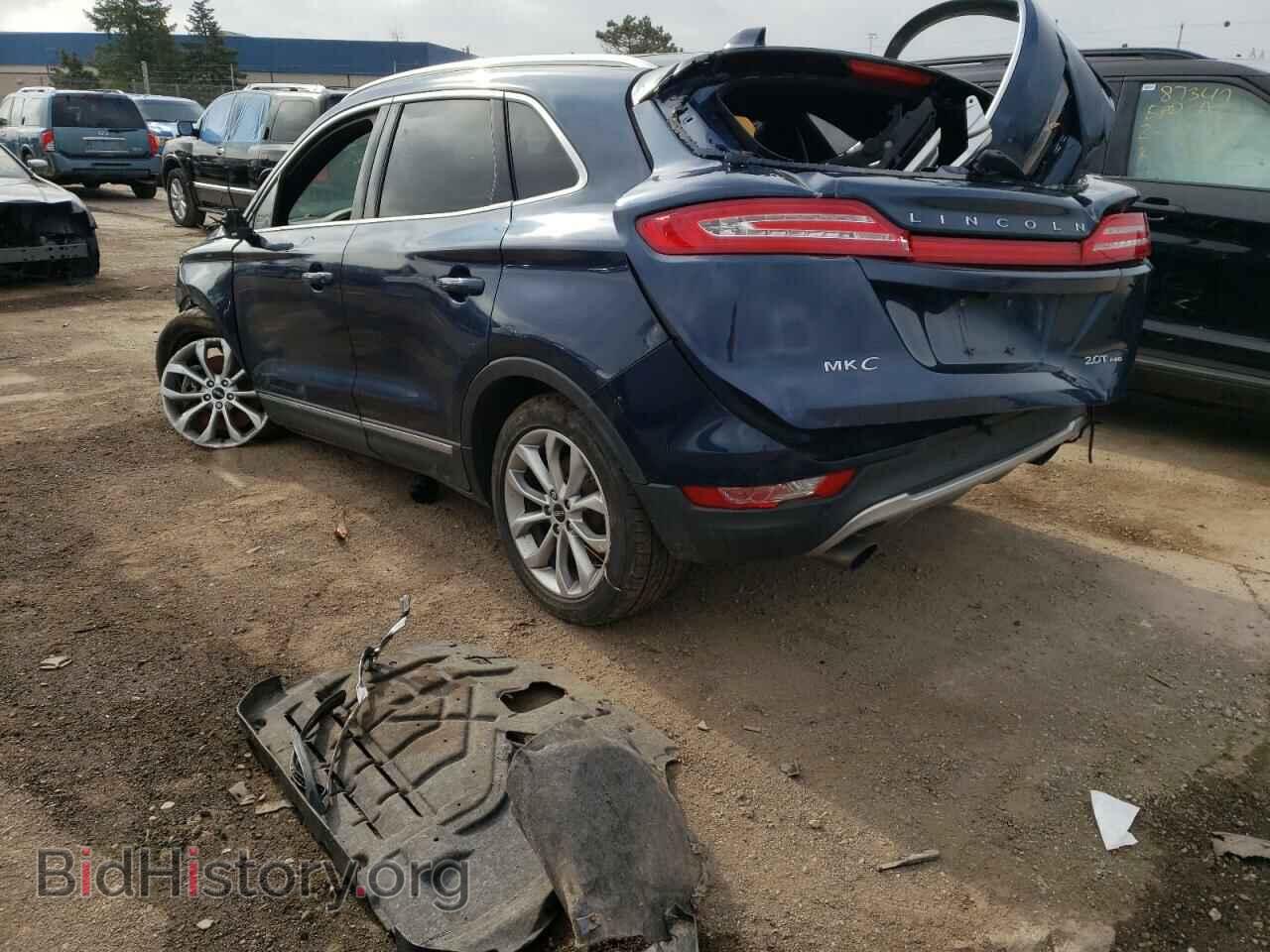2017 LINCOLN MKC - VIN: 5LMCJ2D94HUL61646 - Photo 2