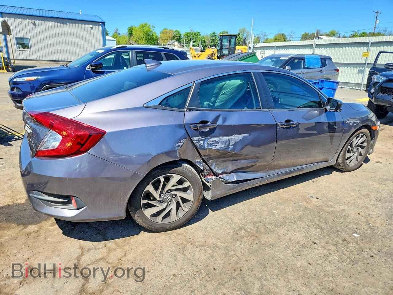 2018 HONDA CIVIC - VIN: 19XFC2F77JE201517 - Фото 3
