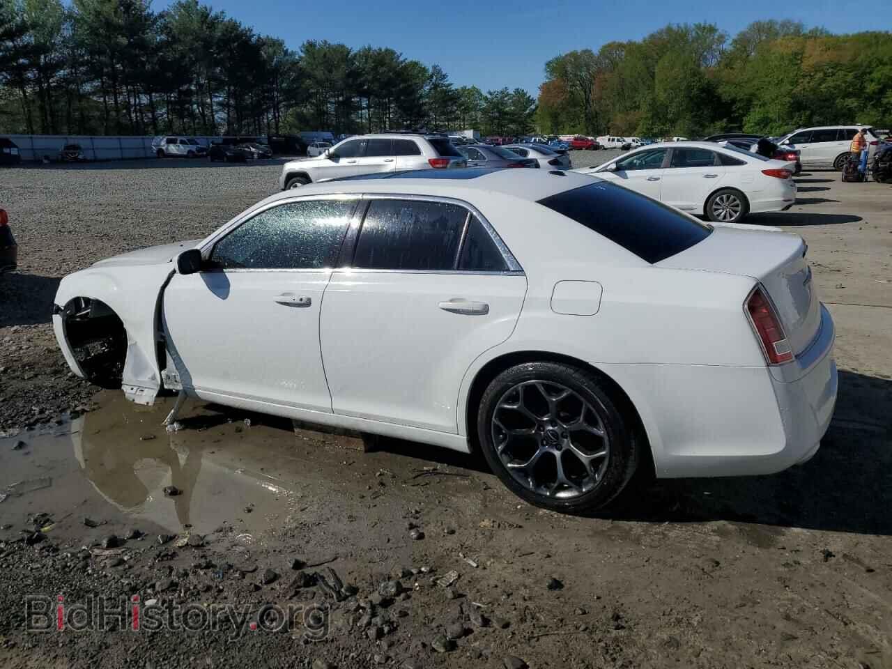 2014 CHRYSLER 300 - VIN: 2C3CCABG3EH103232 - Photo 2
