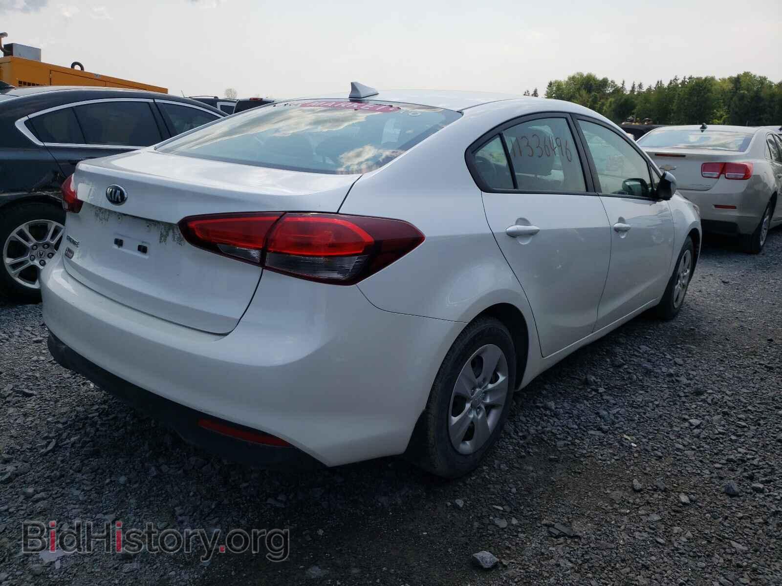 2017 KIA FORTE - VIN: 3KPFL4A7XHE093794 - Фото 4