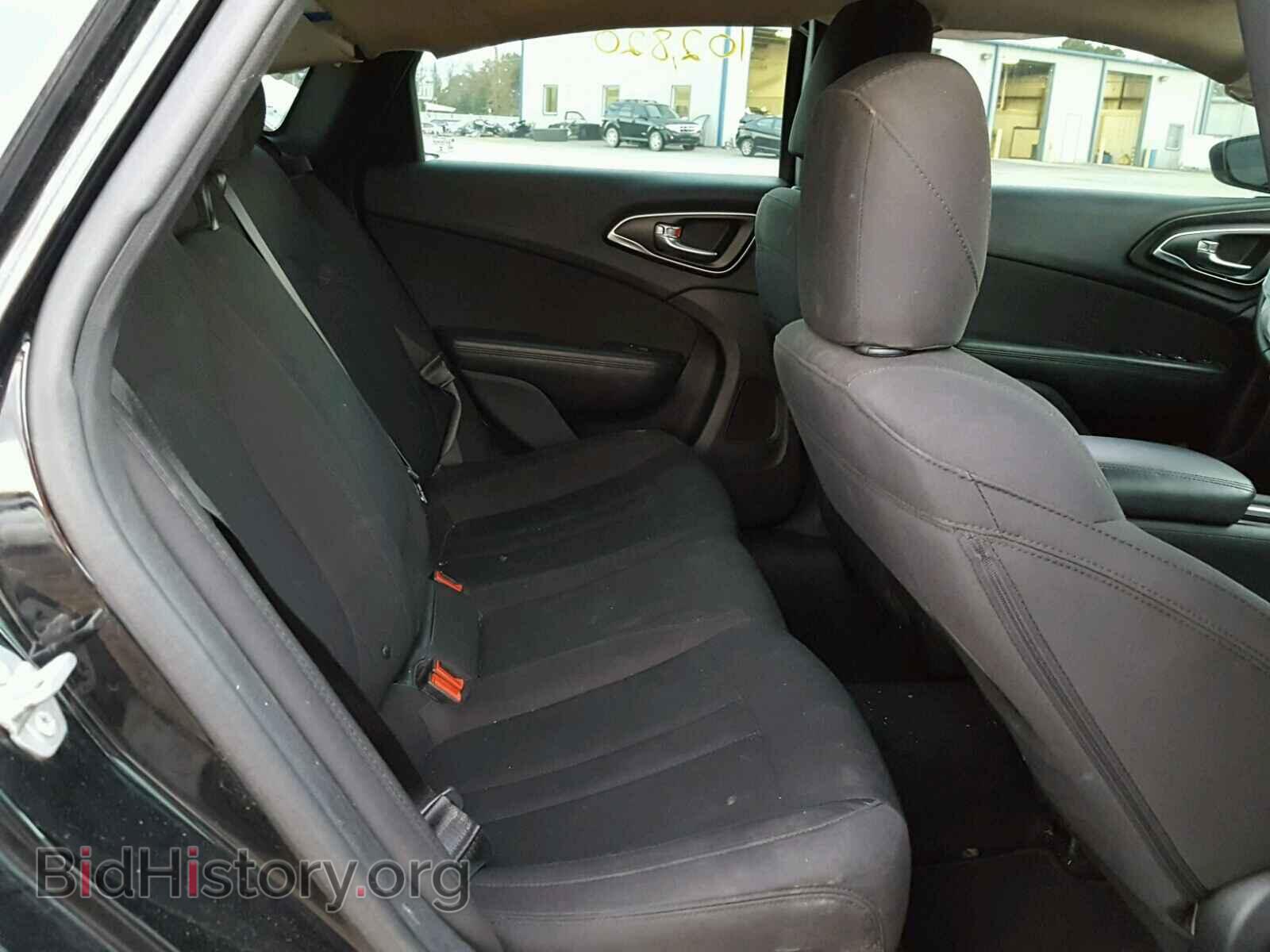 2015 CHRYSLER 200 - VIN: 1C3CCCAB1FN646119 - Photo 6