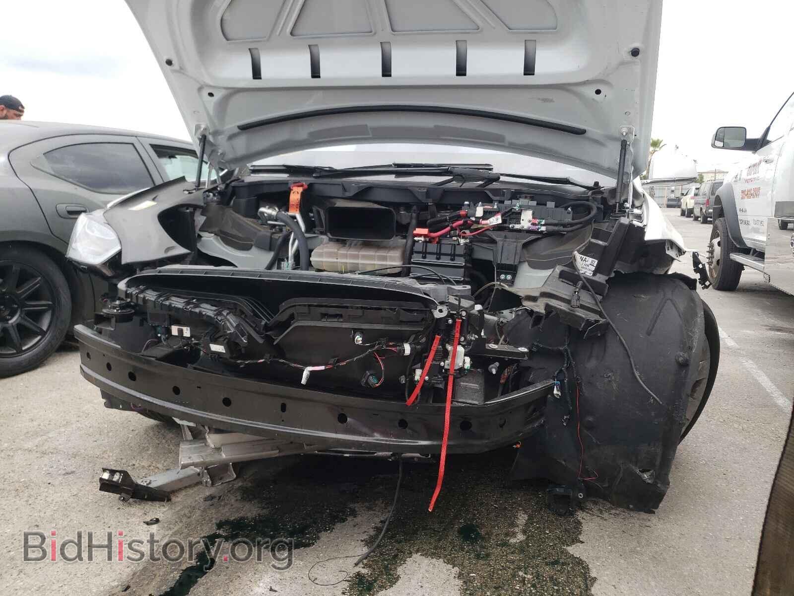 2016 TESLA MODEL X - VIN: 5YJXCBE41GF002560 - Фото 9