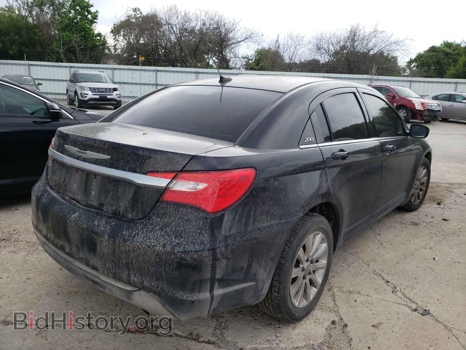 2013 CHRYSLER 200 - VIN: 1C3CCBBG0DN608138 - Фото 4