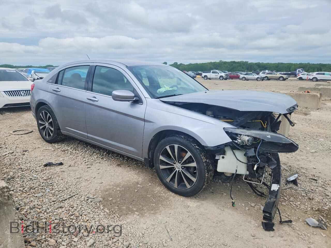 2013 CHRYSLER 200 - VIN: 1C3CCBCG3DN523695 - Photo 4