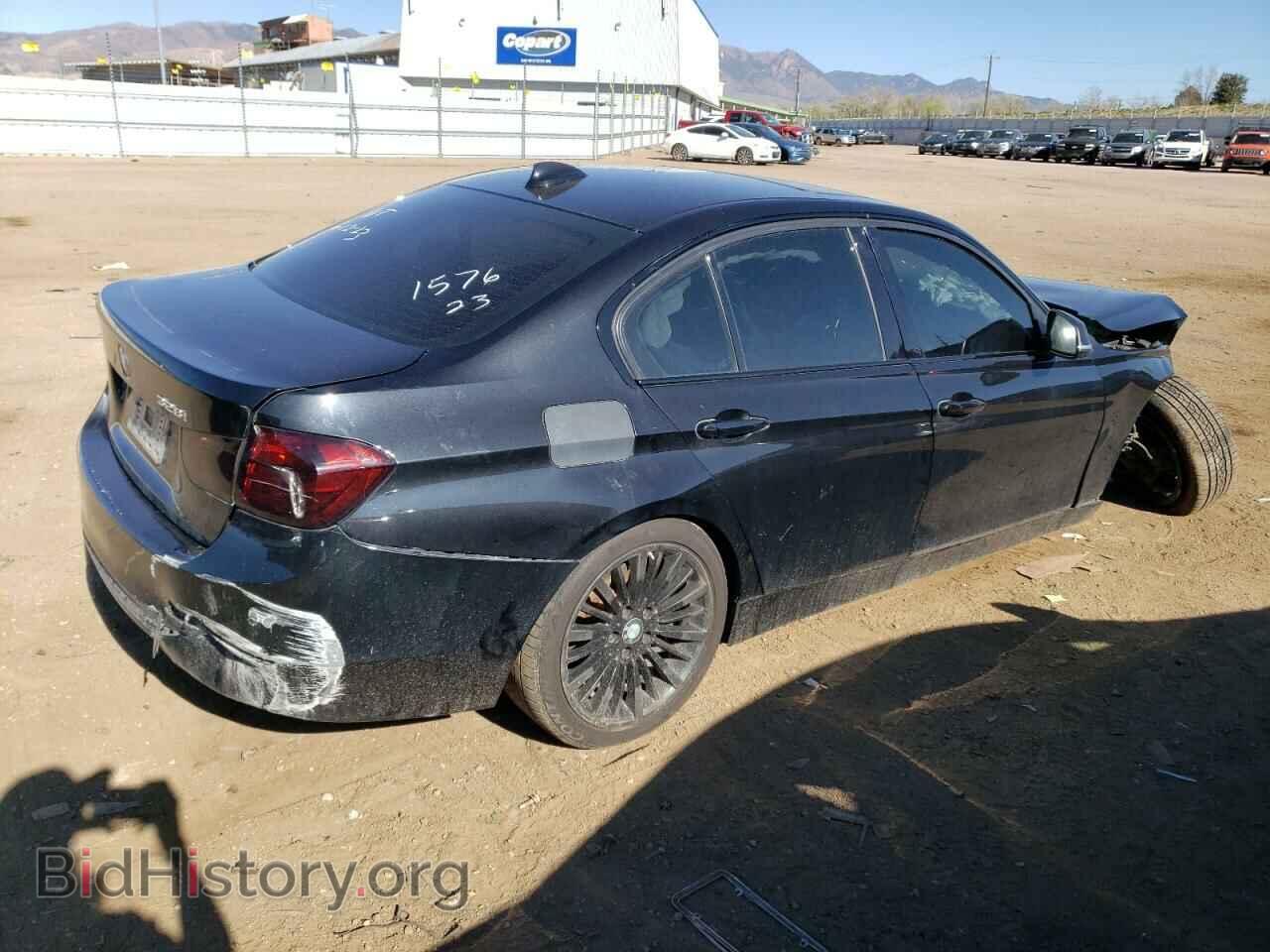 2012 BMW 3 SERIES - VIN: WBA3A5C55CF256647 - Фото 3