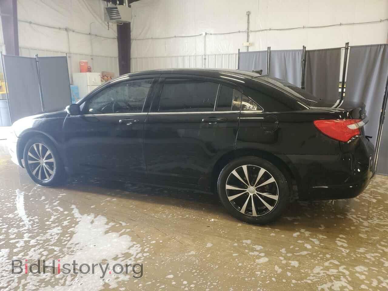 2014 CHRYSLER 200 - VIN: 1C3CCBBB8EN102210 - Фото 2