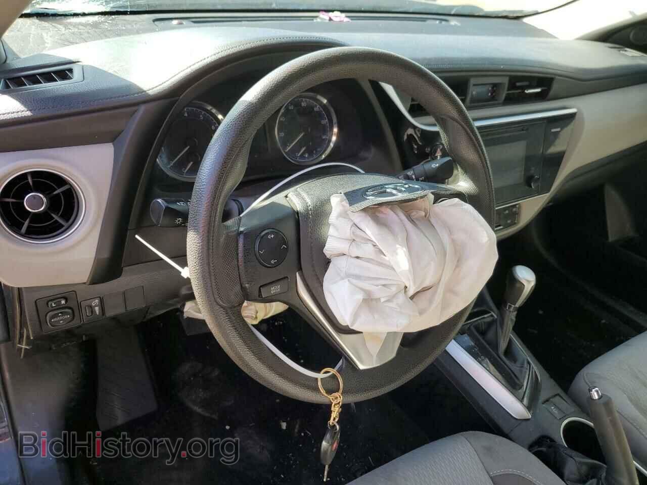 2017 TOYOTA COROLLA - VIN: 2T1BURHEXHC796226 - Фото 8