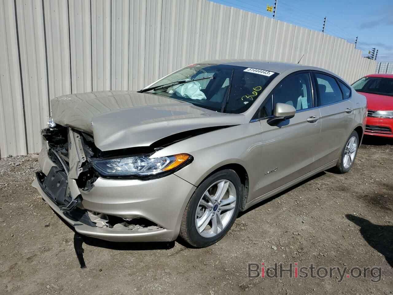 Photo 3FA6P0LU5JR143280 - FORD FUSION 2018