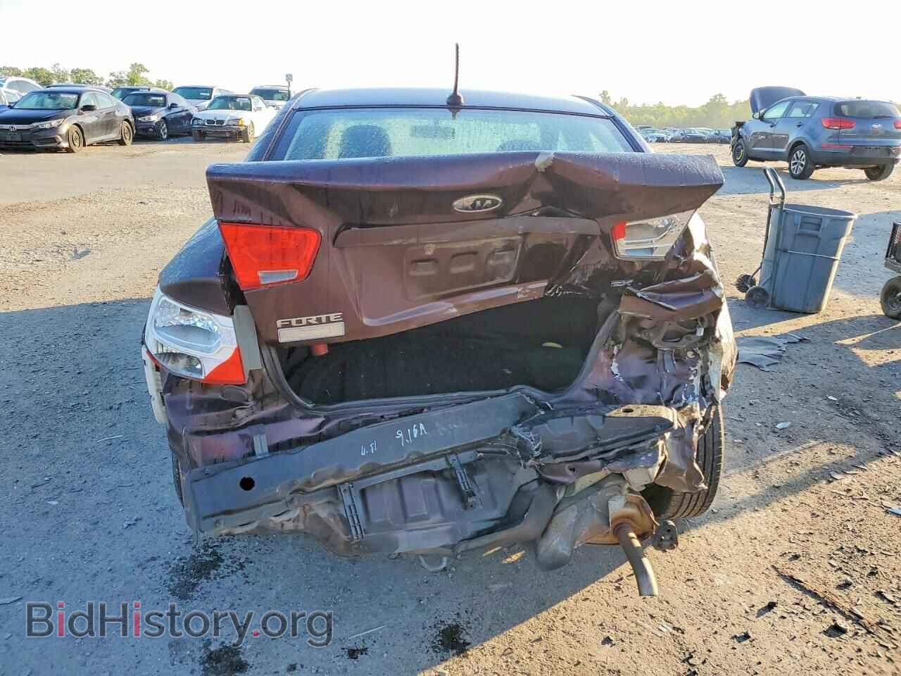 2011 KIA FORTE - VIN: KNAFU4A23B5325184 - Photo 6