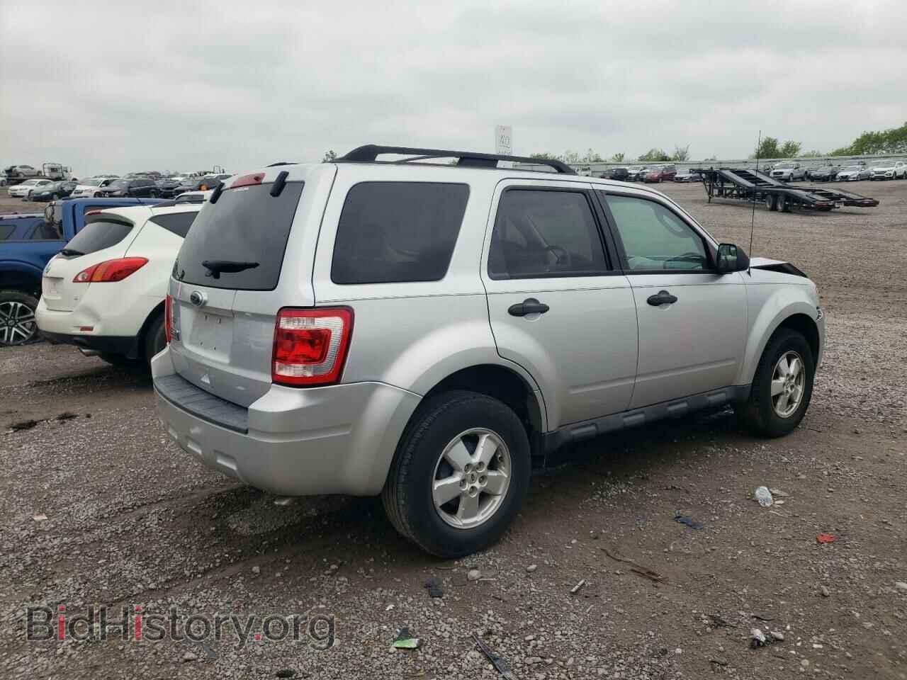 2010 FORD ESCAPE - VIN: 1FMCU0D7XAKD09792 - Фото 3