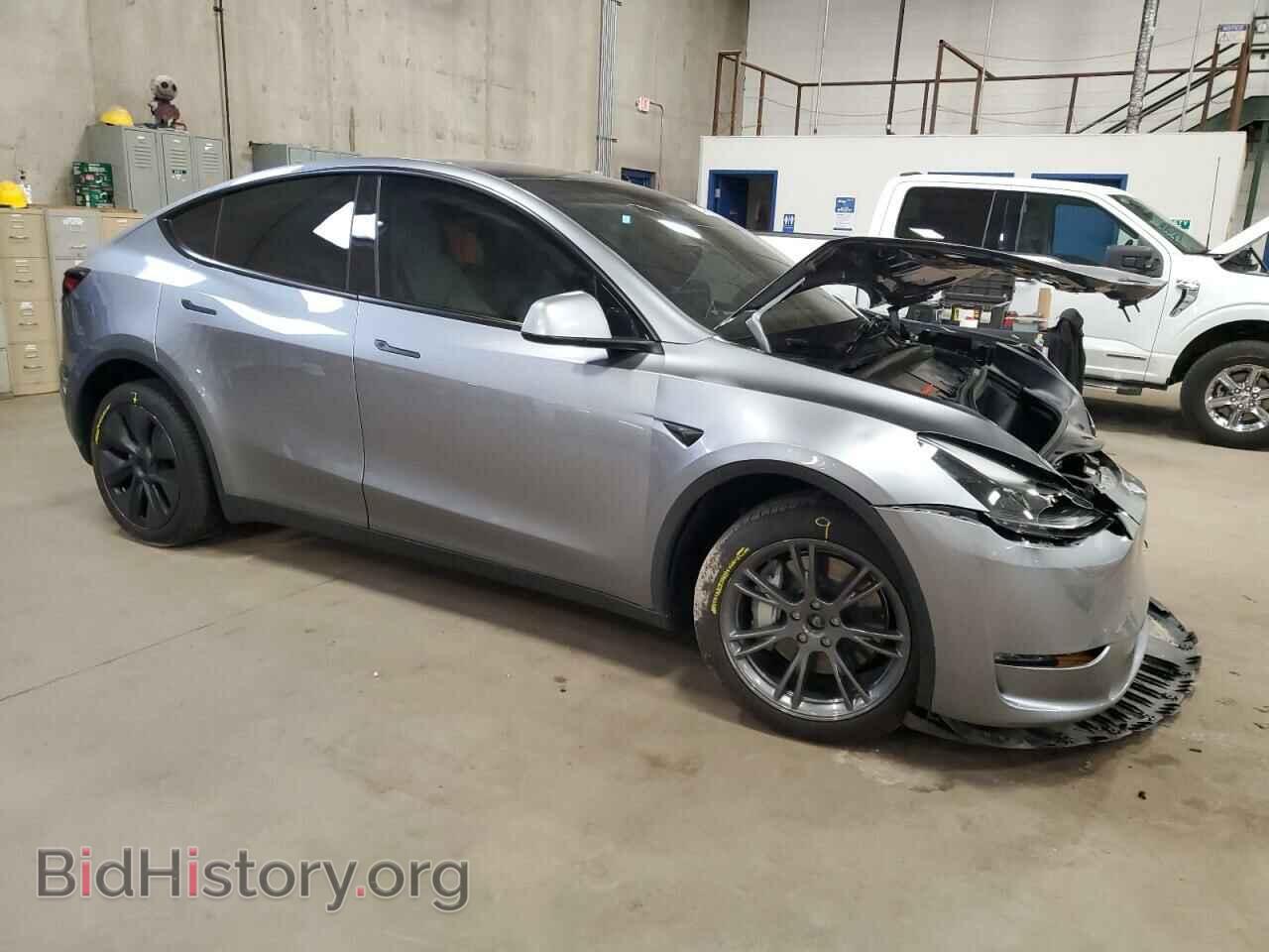 2024 TESLA MODEL Y - VIN: 7SAYGDEE4RA318180 - Фото 4