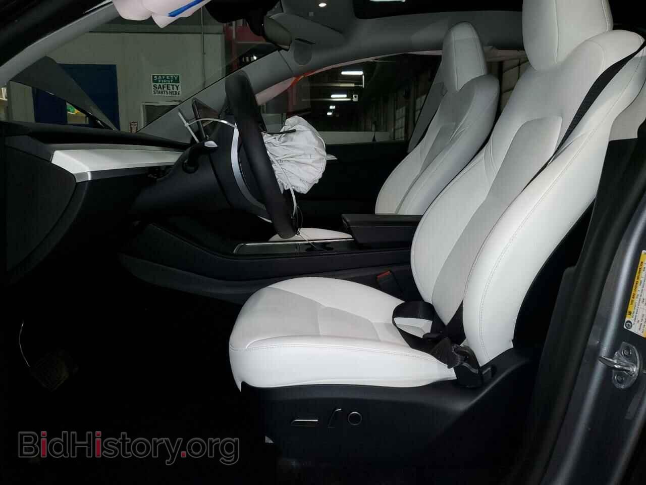 2024 TESLA MODEL Y - VIN: 7SAYGDEE4RA318180 - Фото 7