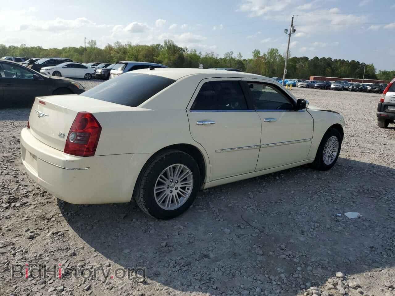 2010 CHRYSLER 300 - VIN: 2C3CA5CV4AH230317 - Фото 3