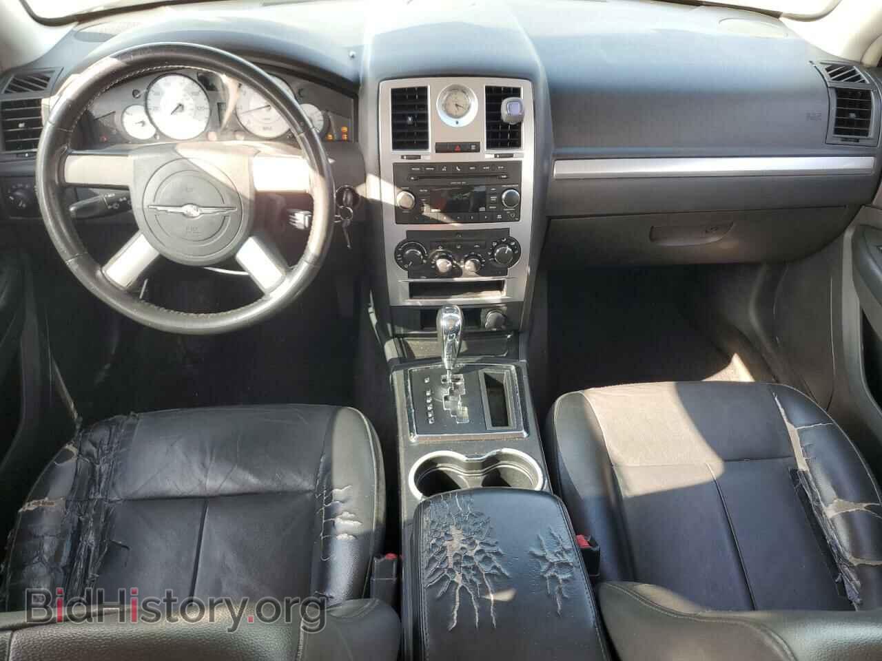 2010 CHRYSLER 300 - VIN: 2C3CA5CV4AH230317 - Фото 8