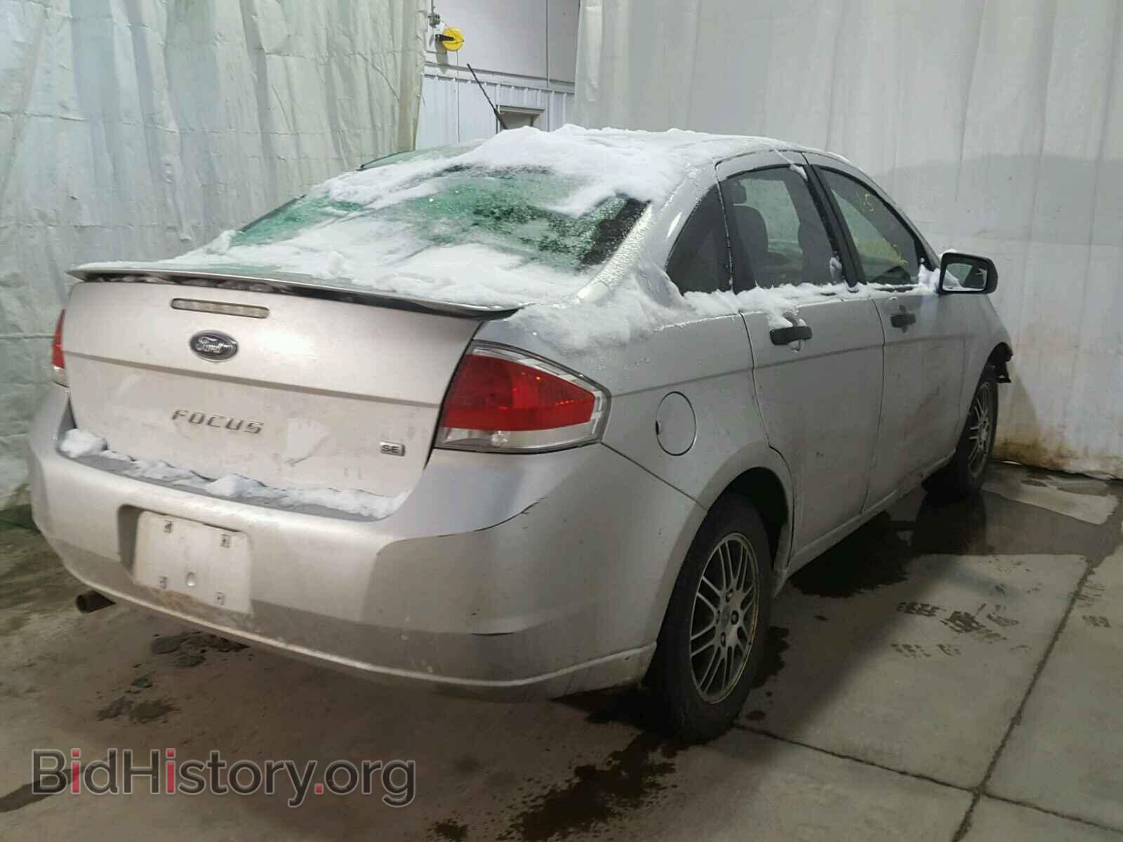 2010 FORD FOCUS - VIN: 1FAHP3FN7AW277784 - Photo 4