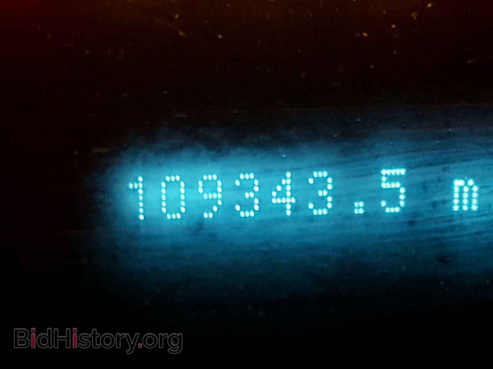 2010 FORD FOCUS - VIN: 1FAHP3FN7AW277784 - Photo 8