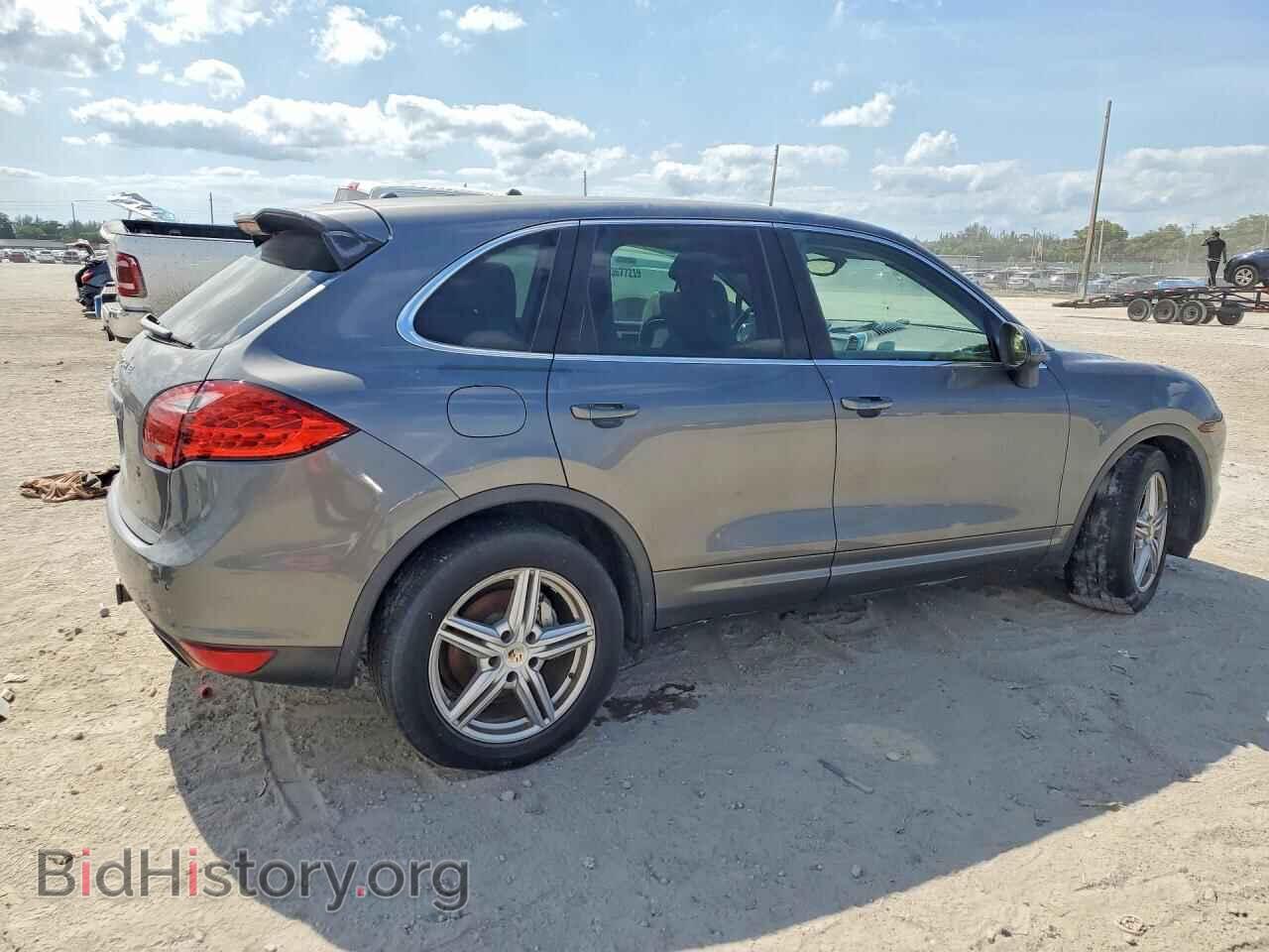 2011 PORSCHE CAYENNE - VIN: WP1AB2A20BLA42999 - Photo 3