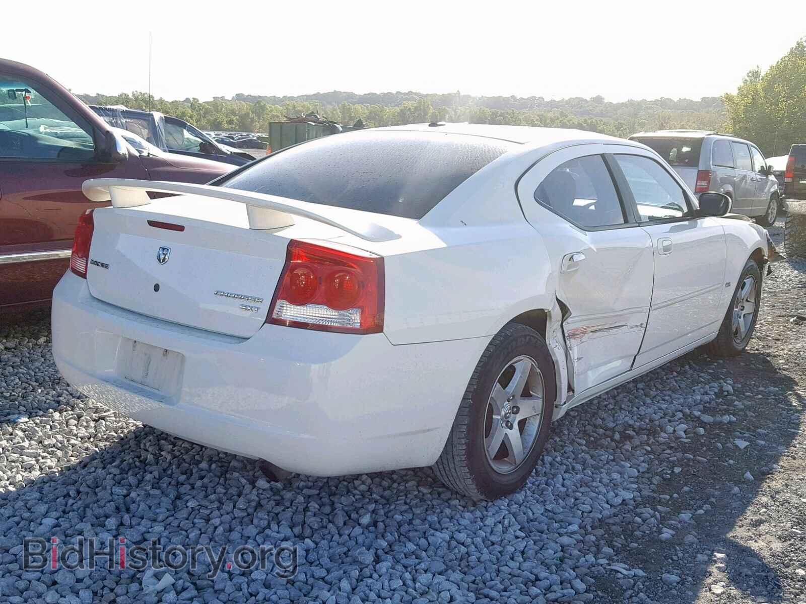 2010 DODGE CHARGER - VIN: 2B3CA3CV4AH191875 - Фото 4