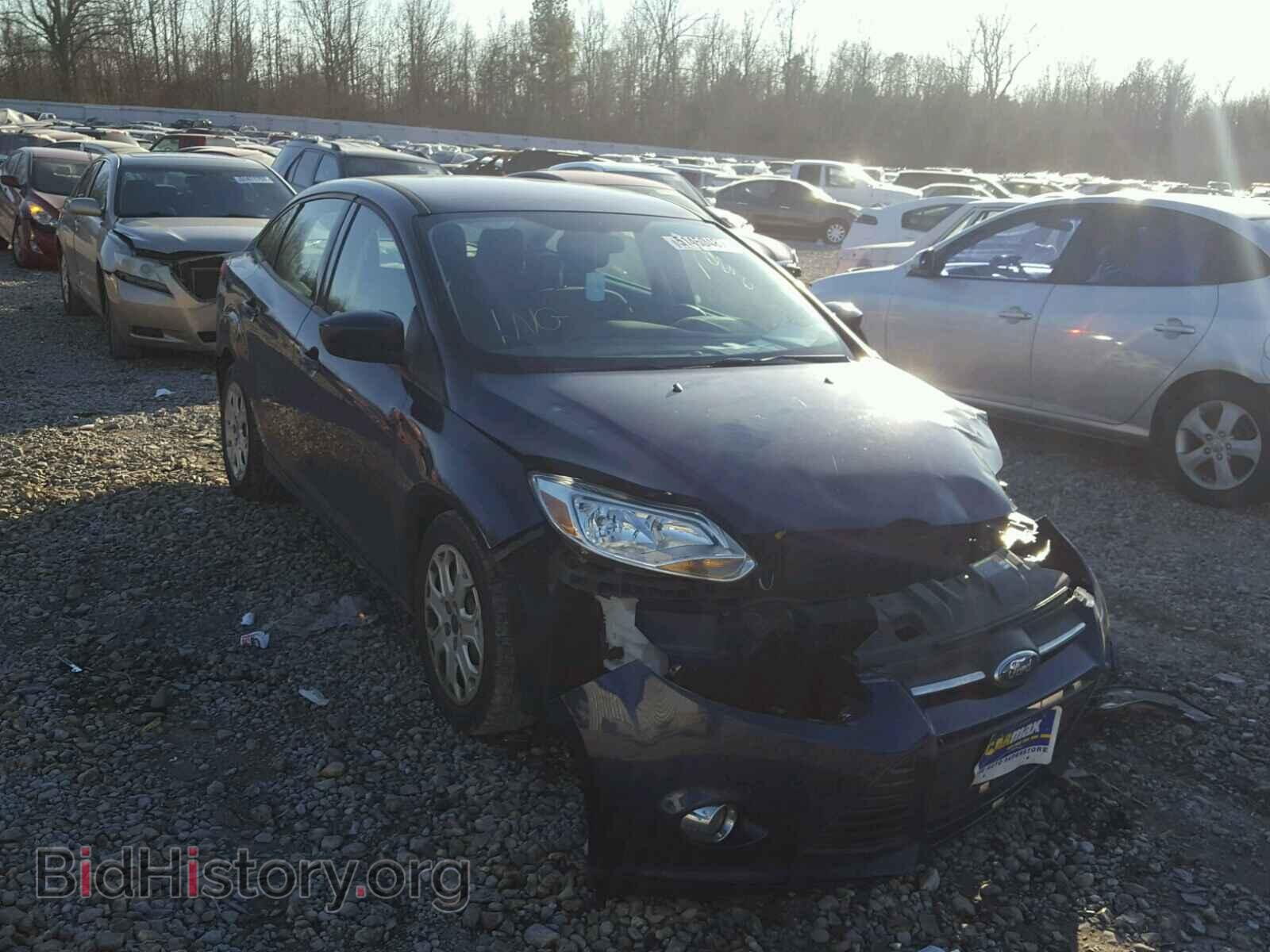 Photo 1FAHP3F23CL163422 - FORD FOCUS 2012