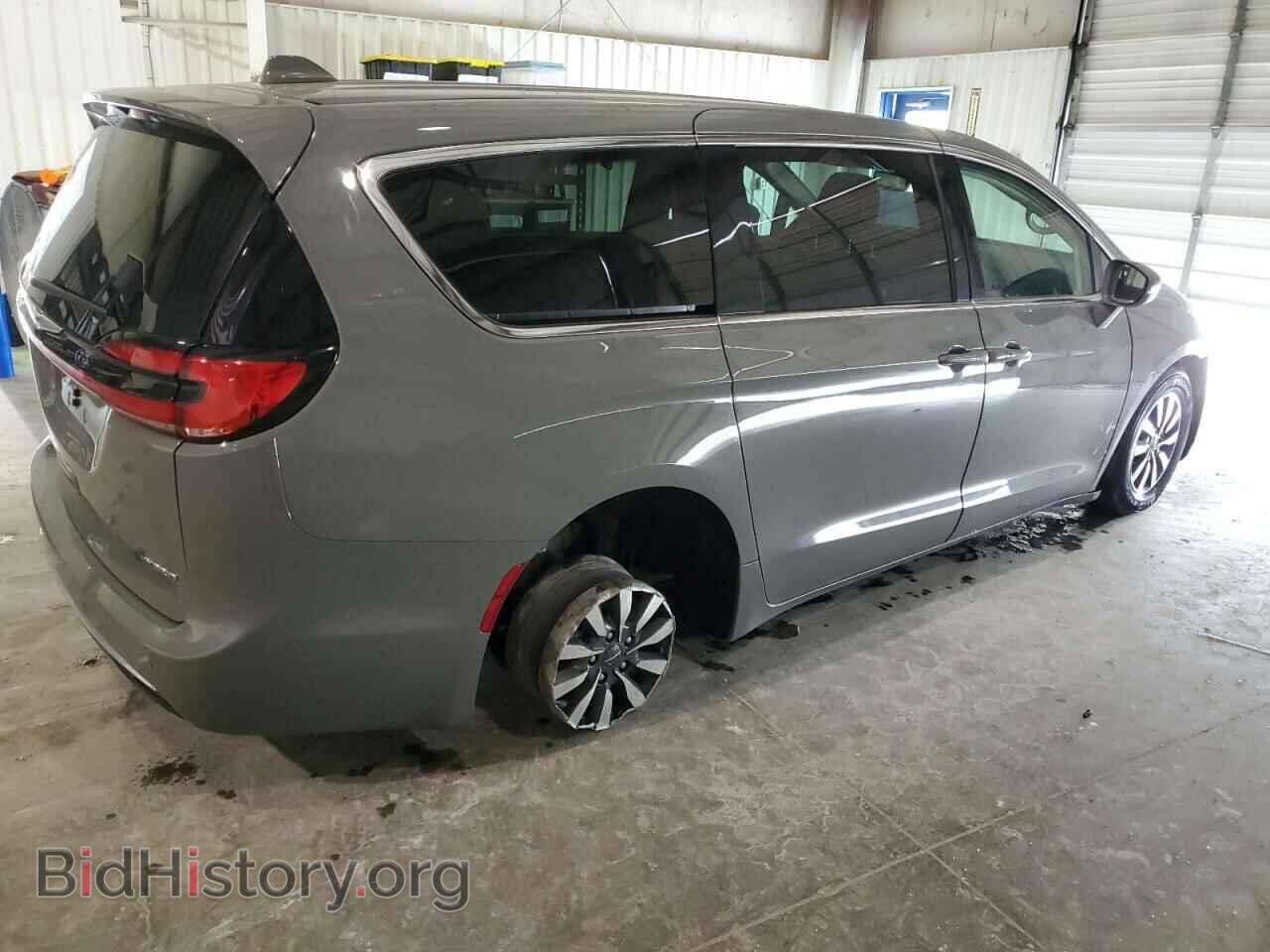 2022 CHRYSLER PACIFICA - VIN: 2C4RC1L77NR143618 - Photo 3