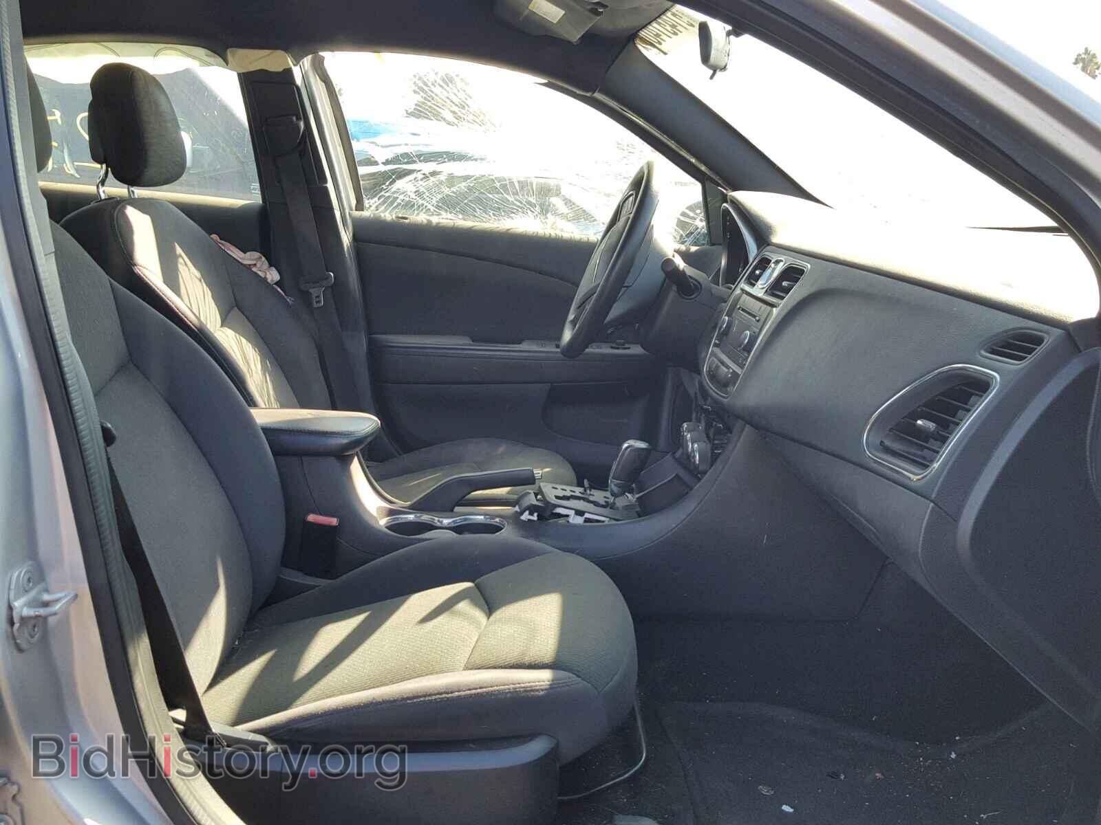 2012 CHRYSLER 200 - VIN: 1C3CCBAB2CN191948 - Фото 5